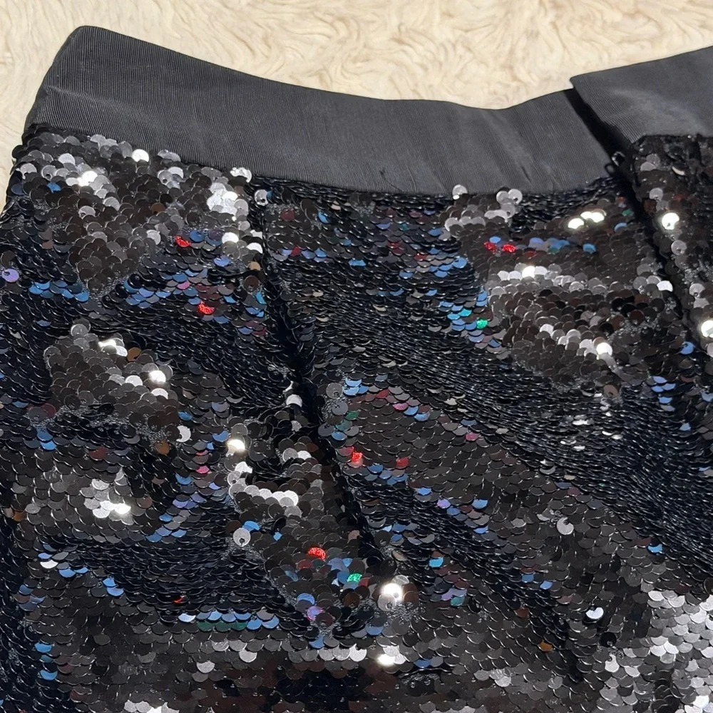NWT Dundas Black Sequin Shorts - Size Medium